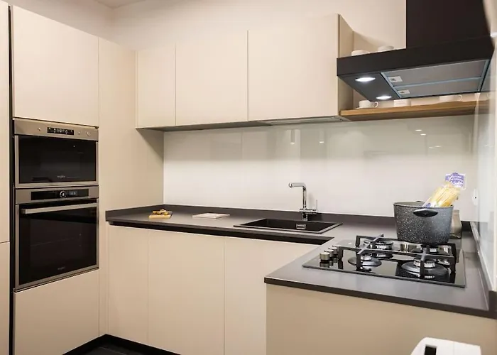 Luxury Giglio شقة تْشيفالو